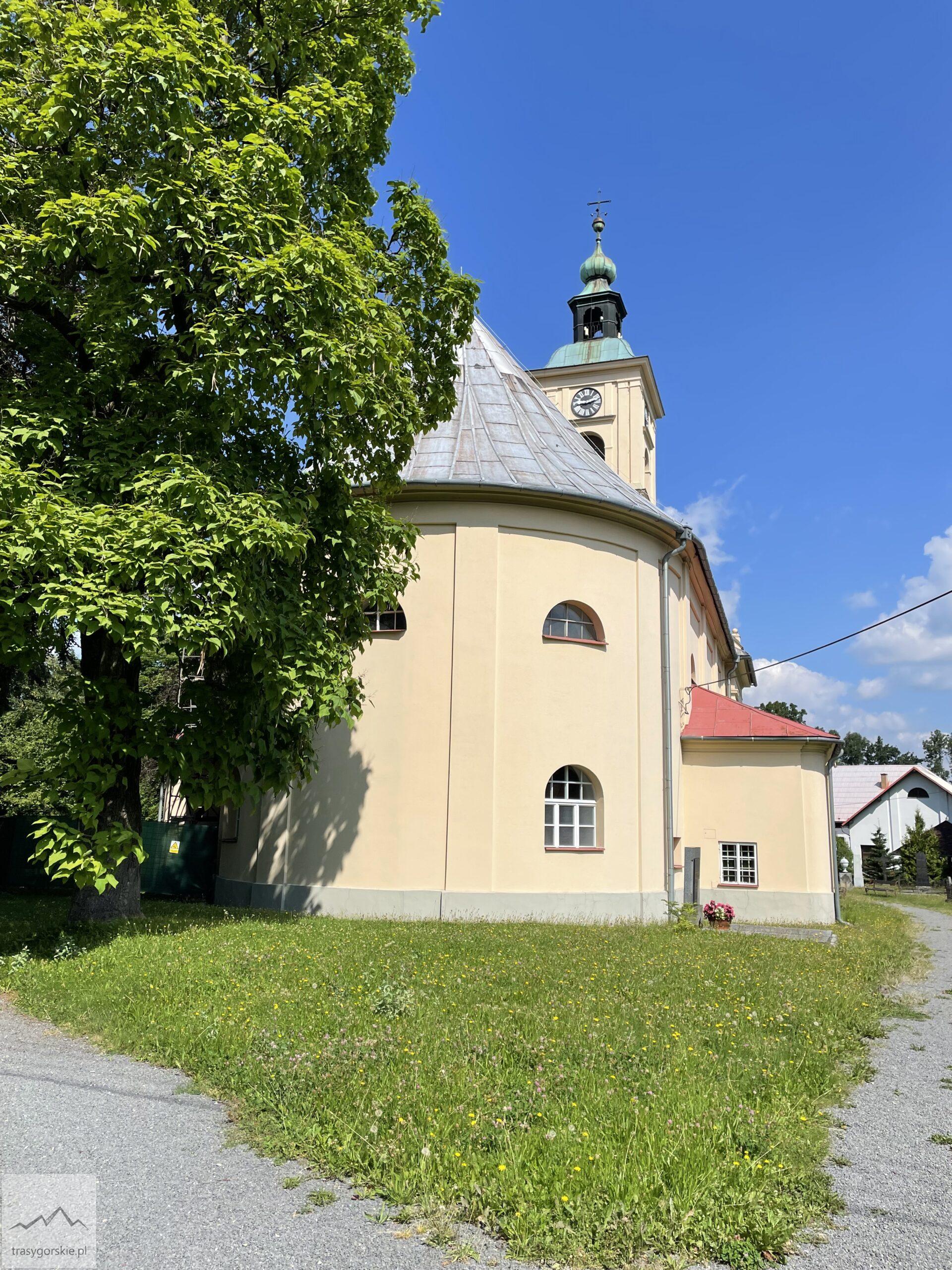 Beskid Śląsko Morawski, kościół w Komorni Lhotka
